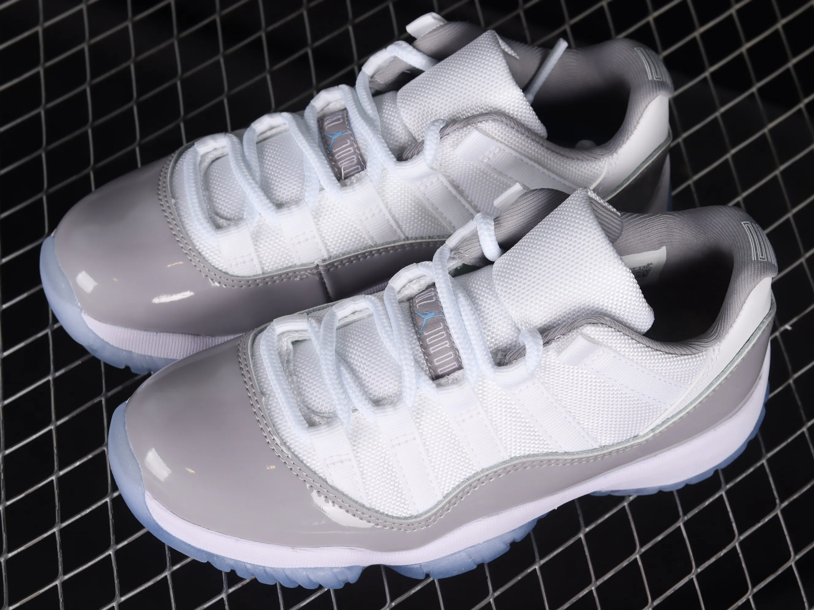 All categories Air Jordan Jordan series basketball shoes Air Jordan 11 Air Jordan AJ11 Low "Cement Grey" AJ11 Joe 11 cool gray 2.0 low-top basketball shoes AV2187-140